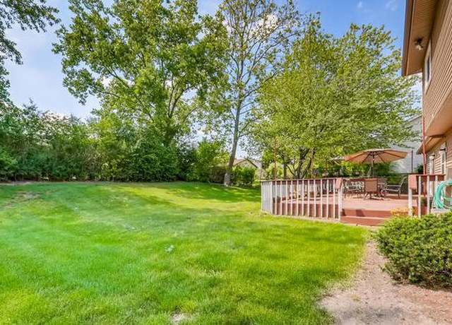 Photo of 4210 Portage Ln, Hoffman Estates, IL 60192