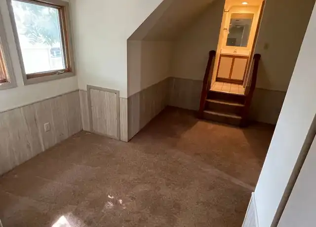 Property at 194 E 14th Ave Unit D, Columbus, OH, 43201, 5 beds, 2 baths, [object Object]