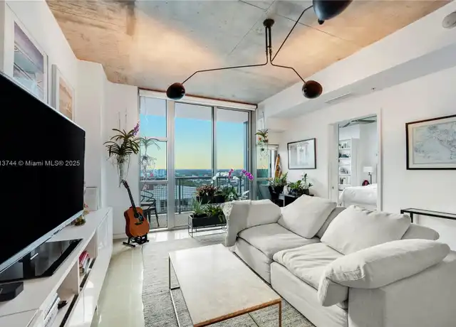 Property at 3301 NE 1st Ave Unit H1405, Miami, FL, 33137, 1 bed, 1.5 baths, [object Object]