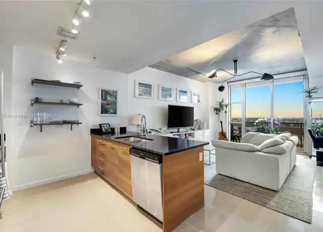 Property at 3301 NE 1st Ave Unit H1405, Miami, FL, 33137, 1 bed, 1.5 baths, [object Object]