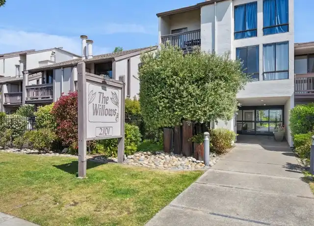 Property at 2101 Shoreline Dr, Alameda, CA, 94501, 2 beds, 1.5 baths, [object Object]