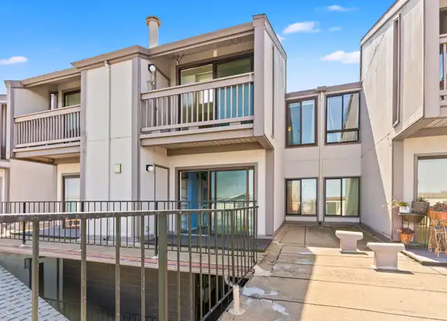 Property at 2101 Shoreline Dr, Alameda, CA, 94501, 2 beds, 1.5 baths, [object Object]