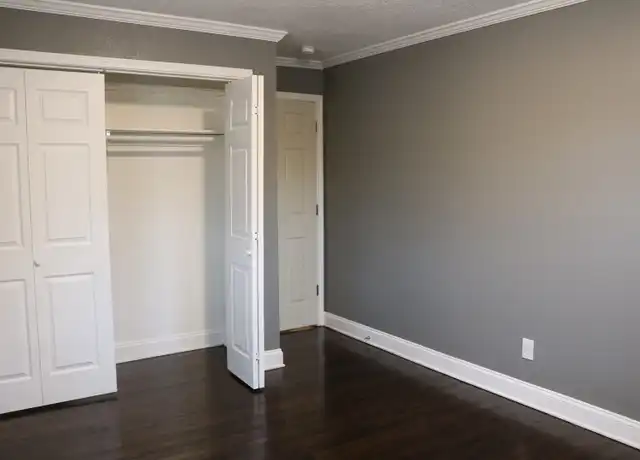 Property at 4303 Pearl St Unit 4303-4, Kansas City, KS, 66103, 2 beds, 1 bath, [object Object]