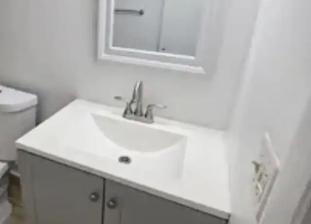 Property at 488 NW 165th St Unit B, Miami, FL, 33169, 2 beds, 2 baths, [object Object]