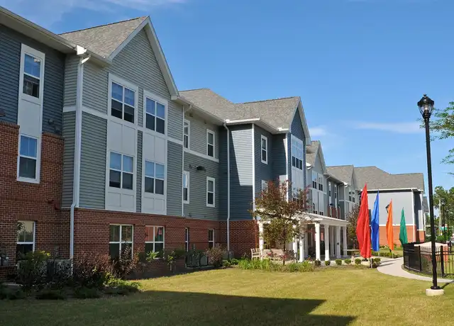 Property at Foster Pointe - 2000 Denison Ave, Cleveland, OH, 44109, 1 bed, 1 bath, [object Object]