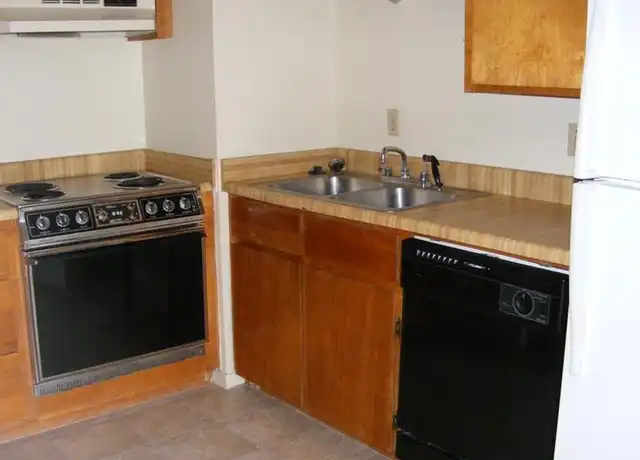 Property at 703 Yegua St Unit 4, Bryan, TX, 77801, 1 bed, 1 bath, [object Object]