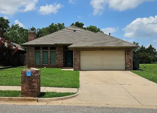 Property at 225 Jennifer Ave, Edmond, OK, 73003, 3 beds, 2 baths, [object Object]