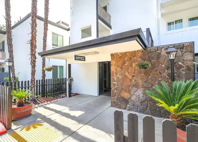 Property at Courtyard Apartments - 5600 Marconi Ave, Carmichael, CA, 95608, 1-2 bed, 1-1.5 bath, [object Object]