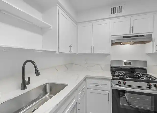 Property at Courtyard Apartments - 5600 Marconi Ave, Carmichael, CA, 95608, 1-2 bed, 1 bath, [object Object]