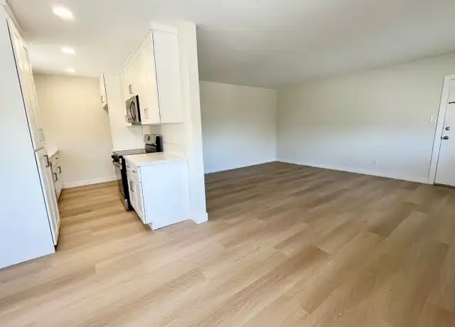 Property at 5853 Greenleaf Ave Unit H, Whittier, CA, 90601, 2 beds, 1 bath, [object Object]