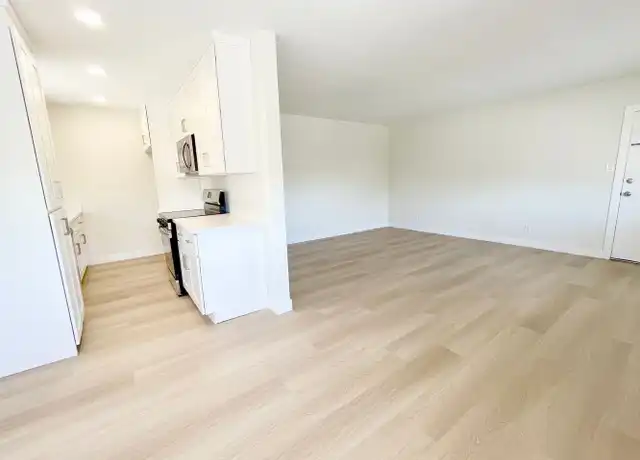Property at 5853 Greenleaf Ave Unit H, Whittier, CA, 90601, 2 beds, 1 bath, [object Object]