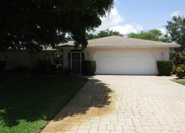 Property at 2912 Ringwood Mdw, Sarasota, FL, 34235, 2 beds, 2 baths, [object Object]