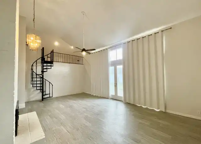 Property at 11702 Nobility Dr, Stafford, TX, 77477, 4 beds, 2 baths, [object Object]