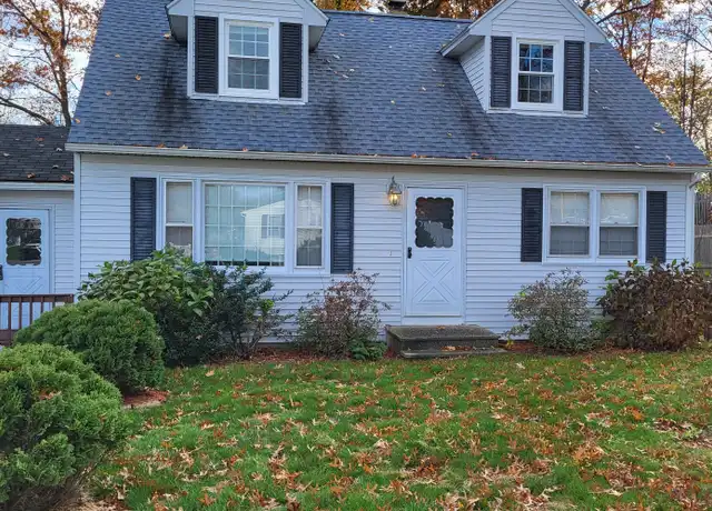Property at 141 Greenwood Ct, Manchester, NH, 03109, 4 beds, 2 baths, [object Object]