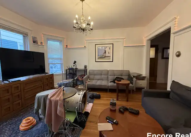 Property at 39 Turner St Unit 3, Boston, MA, 02135, 3 beds, 1 bath, [object Object]