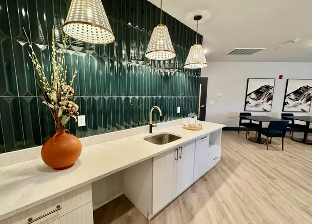 Property at 306 Bluestone Ct Unit 206, Maybrook, NY, 12543, 2 beds, 2 baths, [object Object]