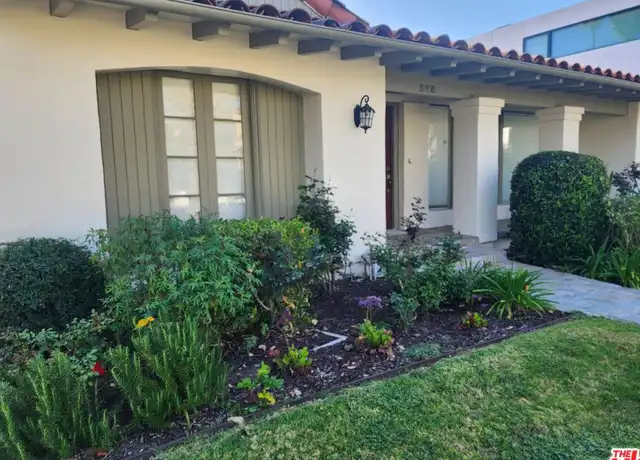 Property at 328 S Oakhurst Dr, Beverly Hills, CA, 90212, 4 beds, 3 baths, [object Object]