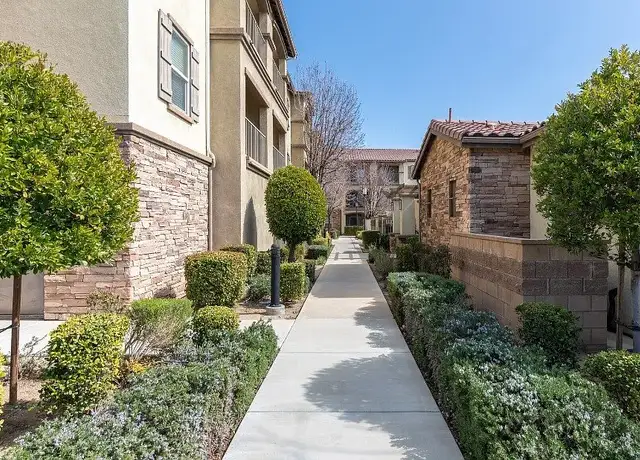 Photo of 38780 Orchid View Pl, Palmdale, CA 93550