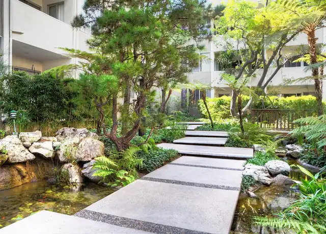 Property at Sunset Barrington Gardens - 233 S Barrington Ave, Los Angeles, CA, 90049, 1-2 bed, 1-2 bath, [object Object]