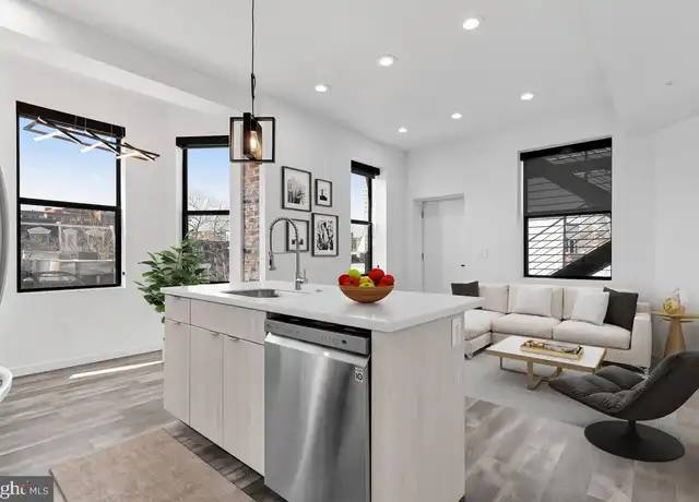 Property at 506 H St NE Unit 301, Washington, DC, 20002, 1 bed, 1 bath, [object Object]