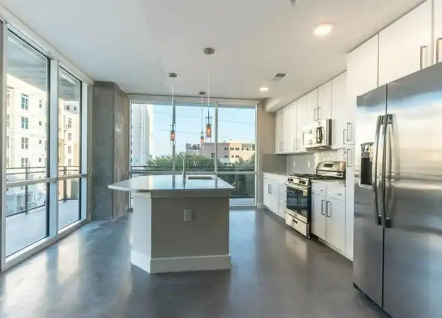 Property at 1825 N San Jacinto St Unit 528, Houston, TX, 77002, 1 bed, 1 bath, [object Object]