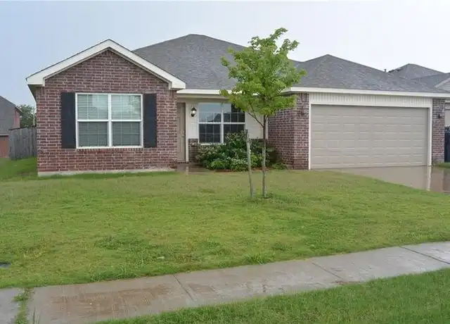 Property at 9316 NW 71st St, Yukon, OK, 73099, 4 beds, 2 baths, [object Object]