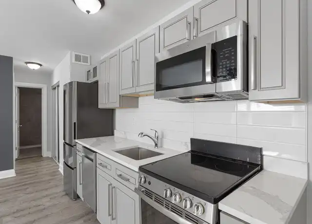 Property at 7710 N Sheridan Rd #207, Chicago, IL, 60626, 1 bed, 1 bath, [object Object]