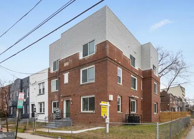 Property at 1642 16th St SE #3, Washington, DC, 20020, 2 beds, 1 bath, [object Object]