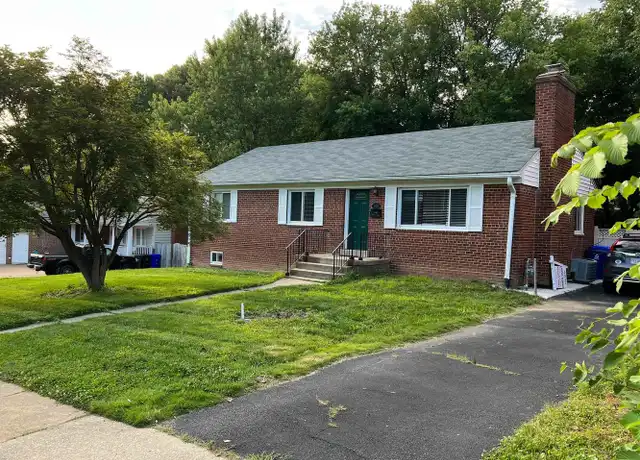 Property at 5305 Yorktown Blvd, Arlington, VA, 22207, 5 beds, 3 baths, [object Object]