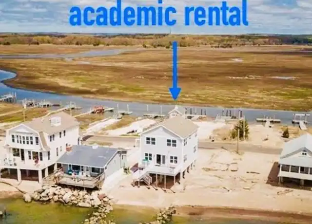 Property at 39 Circle Beach Rd, Madison, CT, 06443, 3 beds, 2.5 baths, [object Object]
