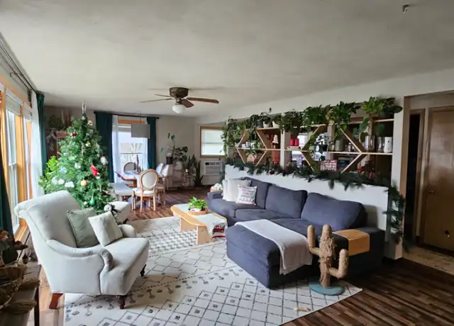 Property at 305 N Hickory St, Platteville, WI, 53818, 4 beds, 1 bath, [object Object]