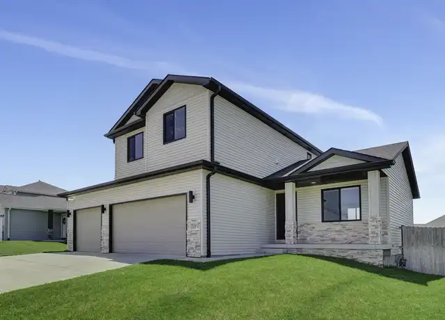 Property at 7339 Yankee Woods Dr, Lincoln, NE, 68516, 4 beds, 3.5 baths, [object Object]