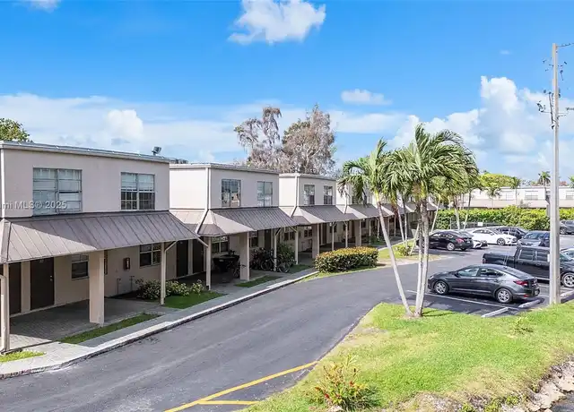 Property at 4100 NW 16th Ave #09, Oakland Park, FL, 33309, 2 beds, 2 baths, [object Object]