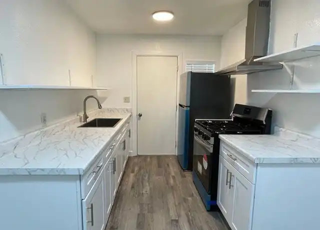 Property at 3421 E McKinley Ave Unit 3, Fresno, CA, 93703, 1 bed, 1 bath, [object Object]