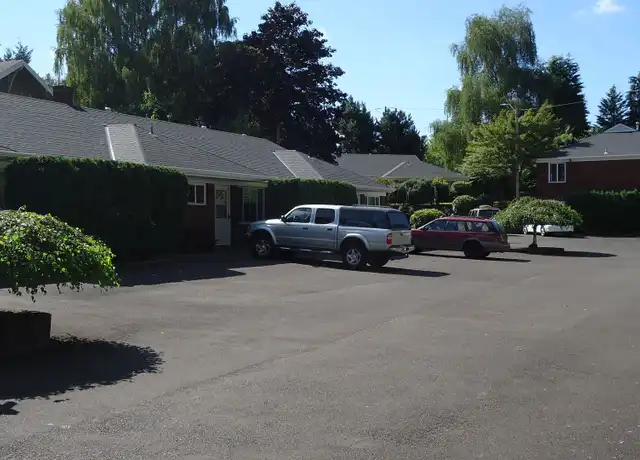 Property at 3930 SE Francis St Apt 01, Portland, OR, 97202, 1 bed, 1 bath, [object Object]
