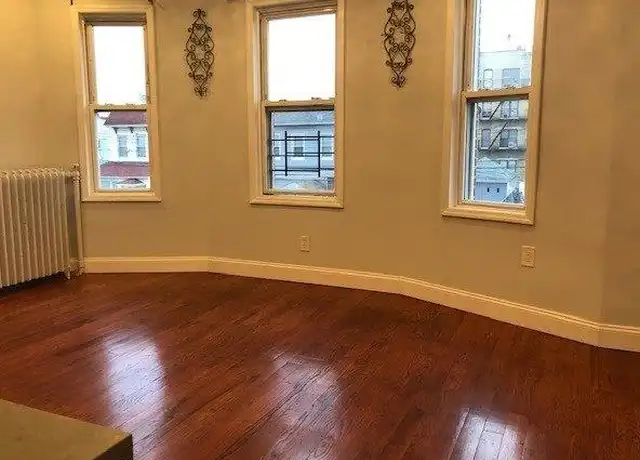Property at 8609 125th St, Richmond Hill, NY, 11418, 3 beds, 1 bath, [object Object]