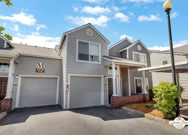 Photo of 4300 NW Chanticleer Dr, Portland, OR 97229