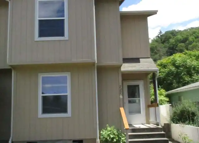 Property at 727 W Ballf St Unit SFR, Roseburg, OR, 97471, 3 beds, 1.5 baths, [object Object]