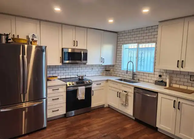 Property at 1379 N 44th St, Phoenix, AZ, 85008, 2 beds, 2.5 baths, [object Object]