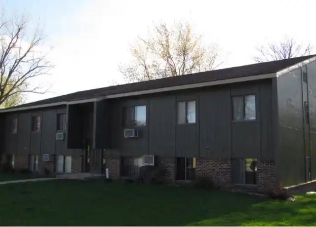 Property at 600 Bowman St Unit 3, Stewart, MN, 55385, 2 beds, 1 bath, [object Object]