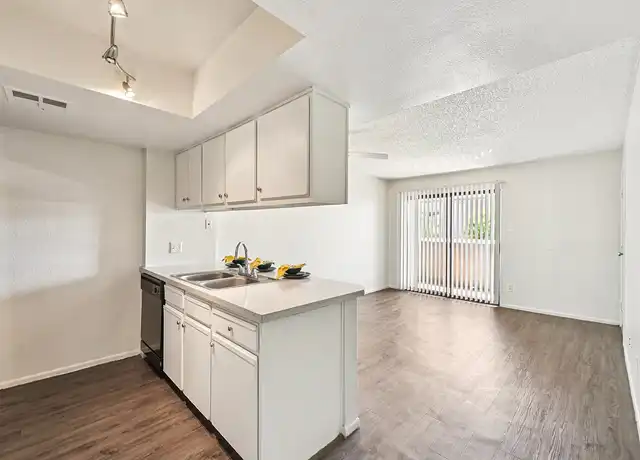 Property at Solano - 5350 N 17th Ave, Phoenix, AZ, 85015, 1 bed, 1 bath, [object Object]