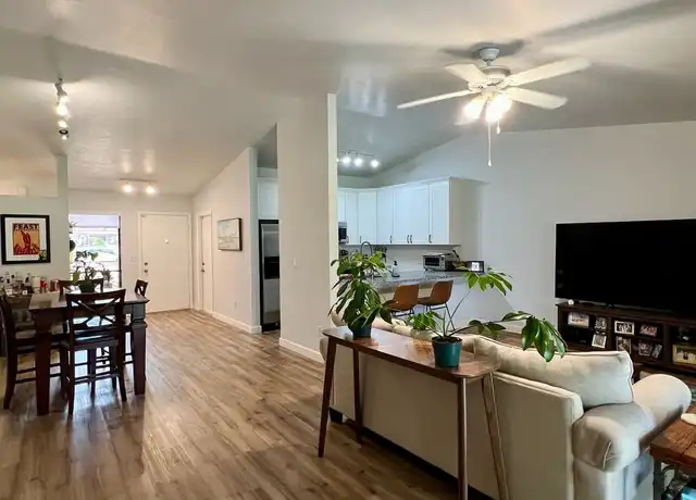 Property at 9 Walcott Dr, Boynton Beach, FL, 33426, 2 beds, 2 baths, [object Object]