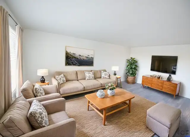 Property at 182 W 2400 N, Clearfield, UT, 84015, 2 beds, 1 bath, [object Object]