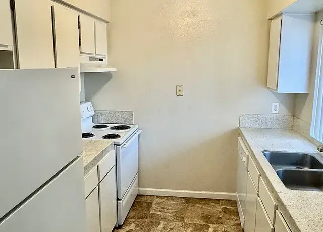 Photo of 342 Juniper Ave, Carlsbad, CA 92008