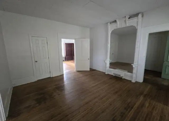 Property at 320 W Clinton St Unit 1, Elmira, NY, 14901, 2 beds, 1 bath, [object Object]