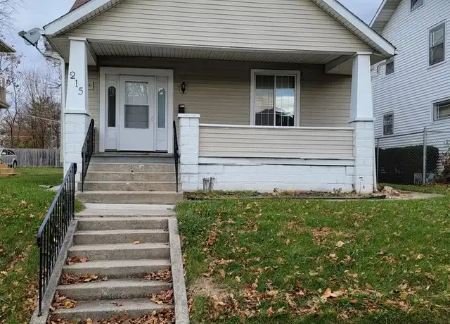Property at 215 E Wildwood Ave, Fort Wayne, IN, 46806, 5 beds, 2 baths, [object Object]