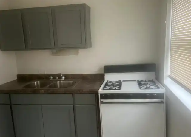 Property at 5102 W Huron St, Chicago, IL, 60644, 2 beds, 1 bath, [object Object]