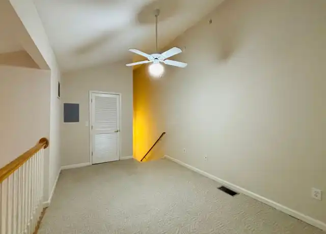 Property at 213 S Knollwood Dr #3302, Blacksburg, VA, 24060, 2 beds, 2 baths, [object Object]
