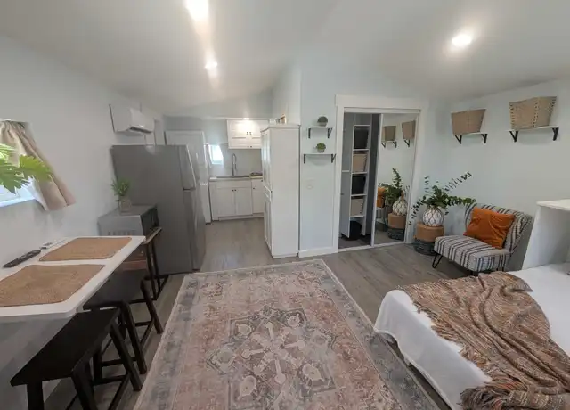 Property at 4742 21st Ave N Unit B, St. Petersburg, FL, 33713, 0 beds, 1 bath, [object Object]