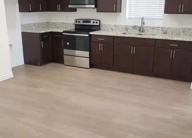 Property at 2920 1/2 S Palm Grove Ave, Los Angeles, CA, 90016, 2 beds, 2 baths, [object Object]
